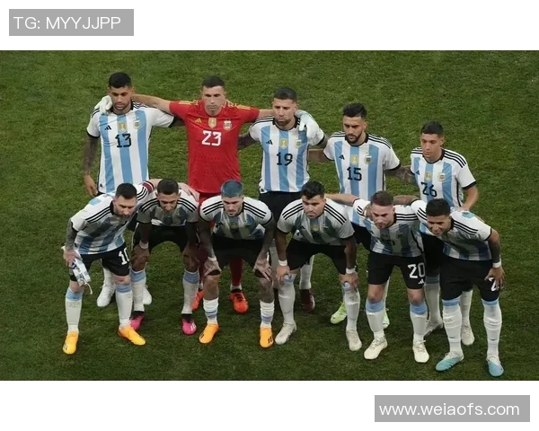 足球巨星眼含泪水全力拼搏背后的辛酸瞬间令人动容